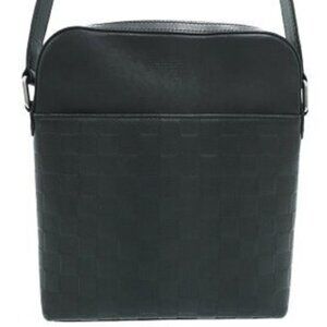 Louis Vuitton Damier Infini Pochette District Messenger Bag Black